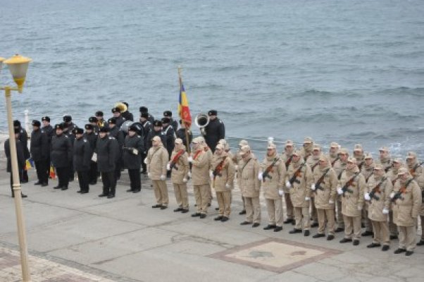 Ceremonie militară la Constanţa, organizată de Ziua Unirii